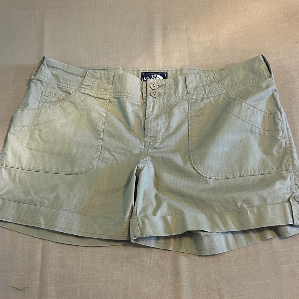 The North Face Women's Light Tan Cargo Shorts
